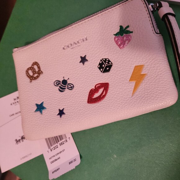 NWT Coach Wristlet F25839 Corner Zip Pouch - Picture 2 of 9